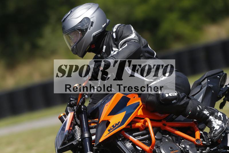 Archiv-2025/26 11.06.2025 Peter Studer have fun ADR/Gruppe blau/85